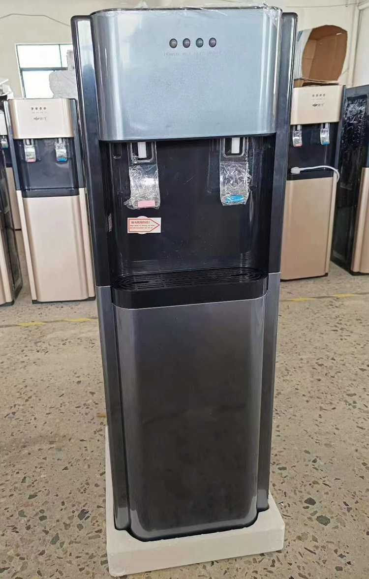 Water dispenser packaged to Congo2022/10/17