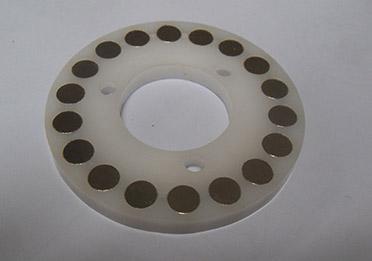 Magnetic Disk For Capping Head