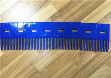 Comb plate for shrink packing machine